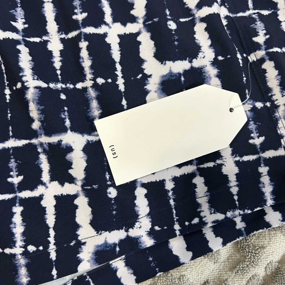 Universal Standard Blue and White Swim shorts NWT US size Large (women’s 22-24) - Picture 4 of 9